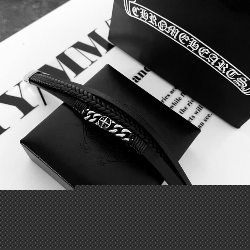 Ch**me He**ts bracelets